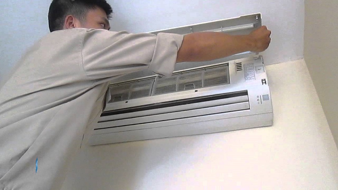 dịch vụ vệ sinh máy lạnh Hitachi tại suadienlanh.vn