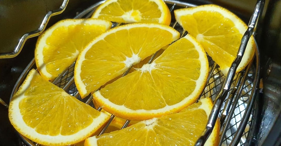 cách khắc phục nồi chiên không dầu bị mùi nhựa