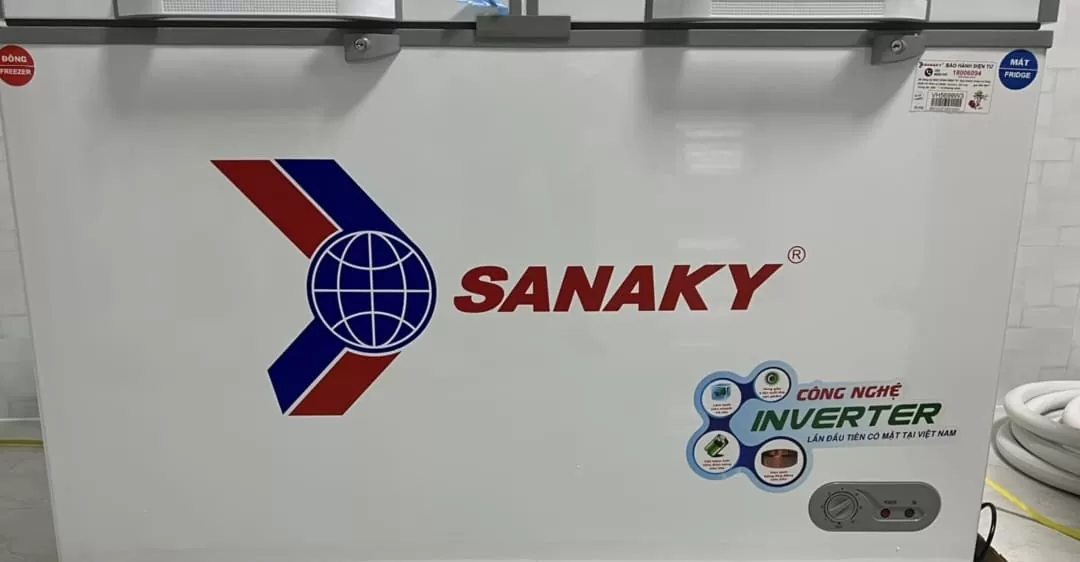 cách khắc phục tủ đông sanaky bị thủng