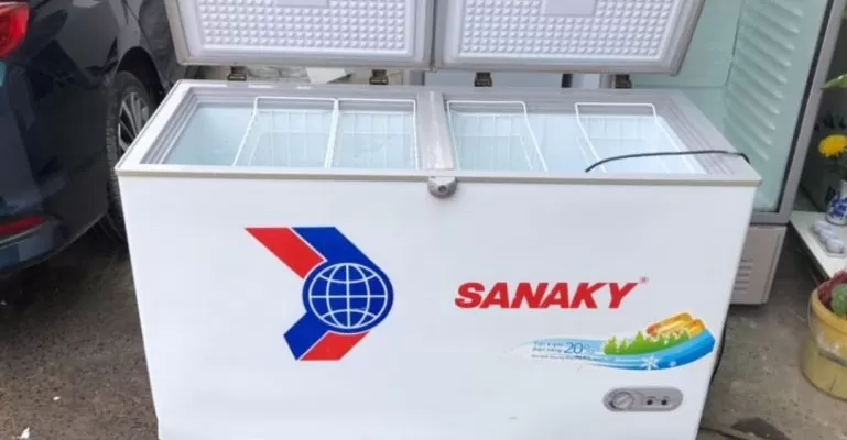 cách khắc phục tủ đông sanaky không chạy