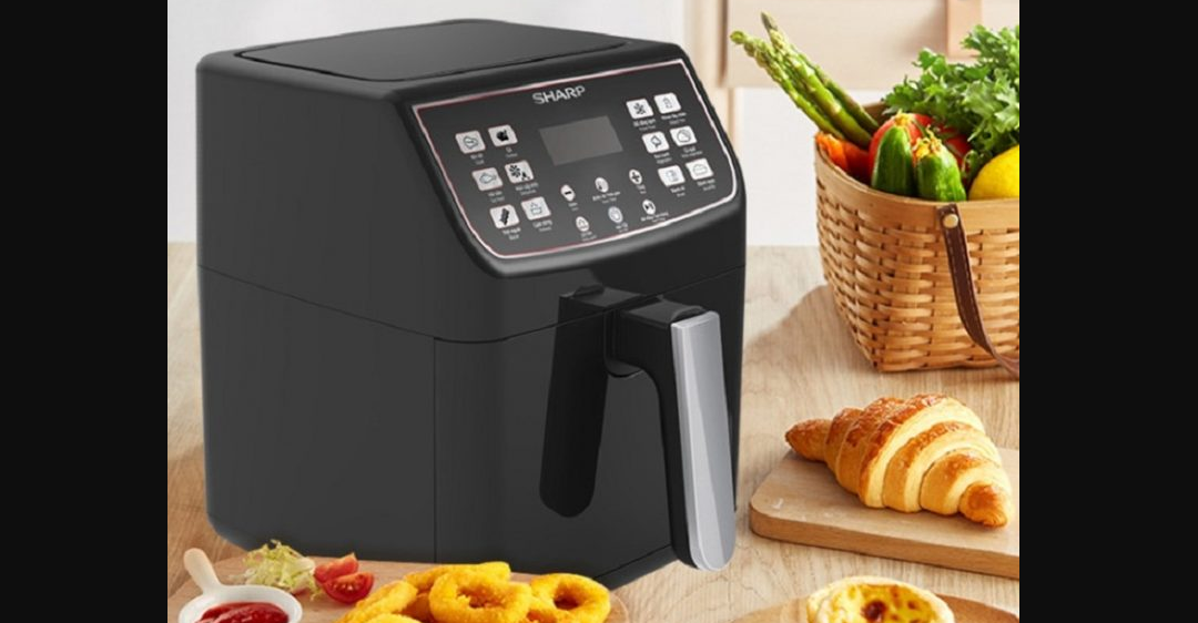 Khách hàng nên lựa chọn dịch vụ sửa nồi chiên không dầu Sharp báo lỗi e1 tại Suadienlanh.vn