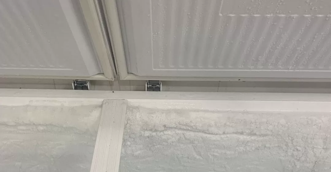 nguyên nhân tủ đông bị đóng tuyết