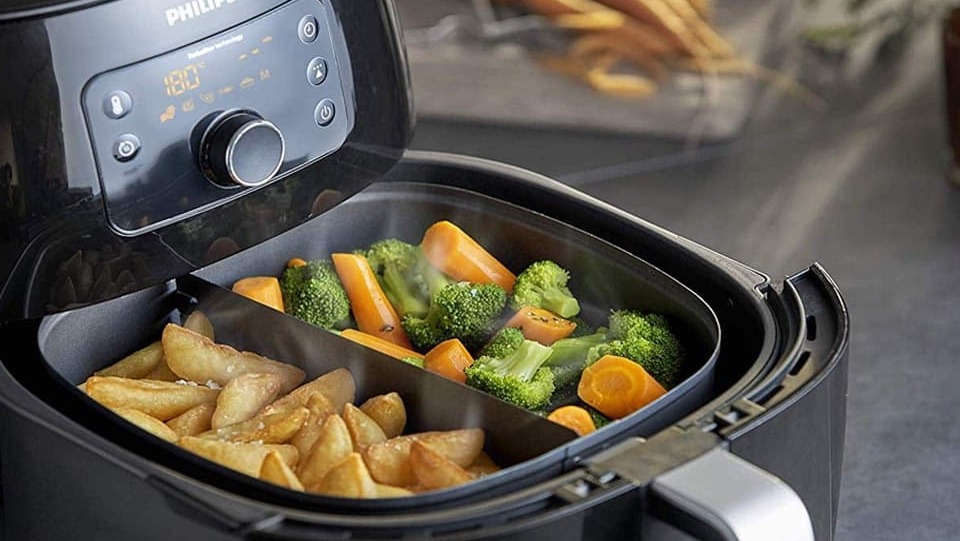 nồi chiên không dầu bị ám mùi 