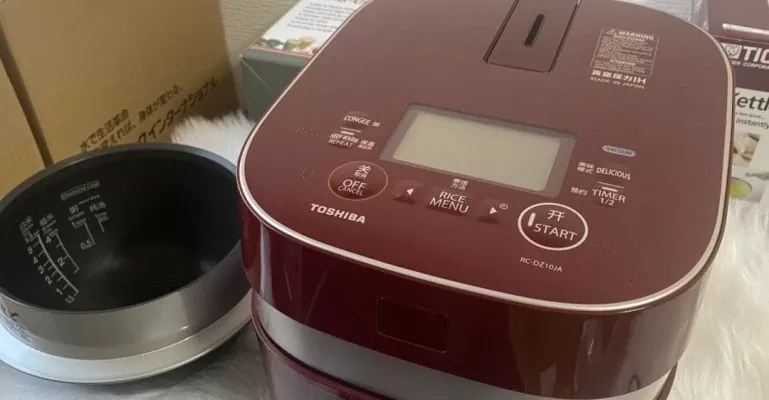 nồi cơm điện toshiba không vào điện