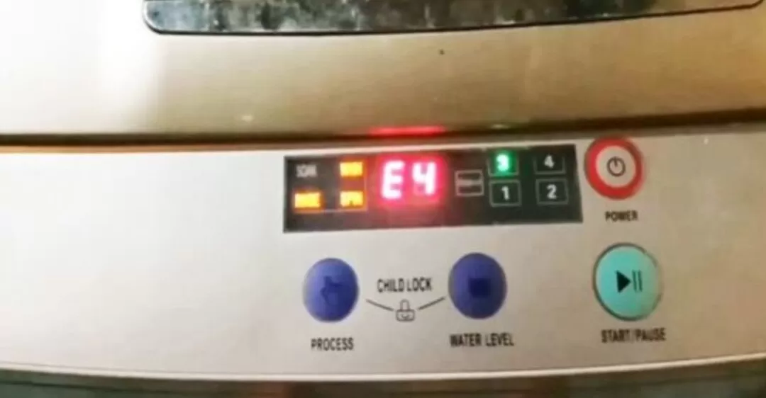 Tình trạng máy giặt bị lỗi E4 là gì?
