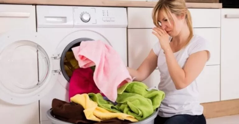 Nguyên nhân máy giặt có mùi hôi
