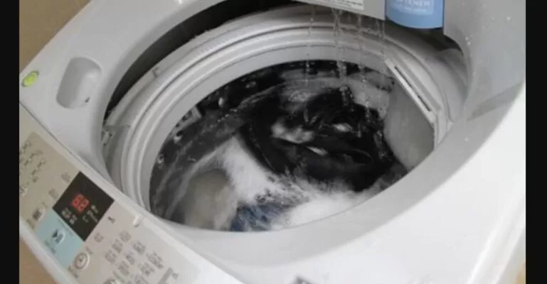 Nguyên nhân và cách khắc phục máy giặt kêu to