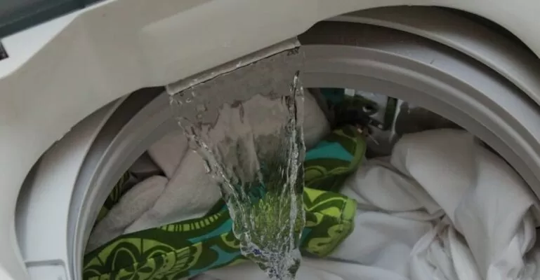 nguyên nhân máy giặt không xả nước