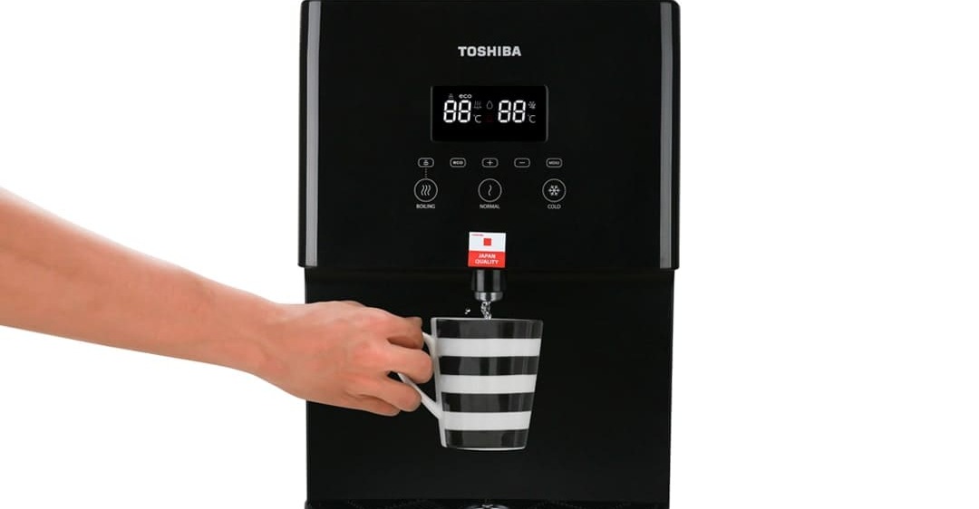 Cách sử dụng cây nước nóng lạnh Toshiba sao cho tiết kiệm điện