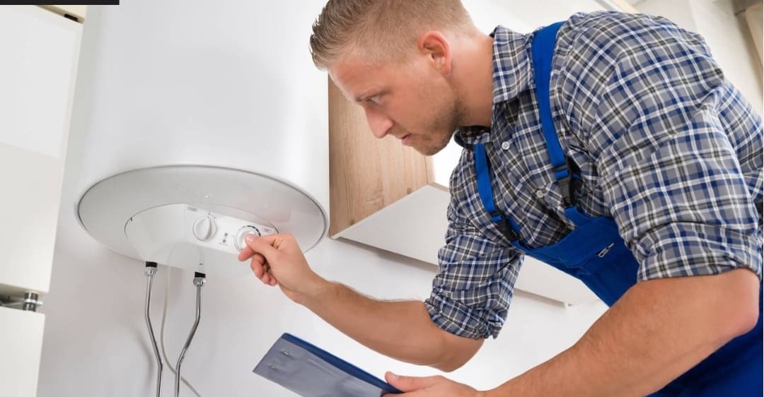 máy nước nóng bị cháy