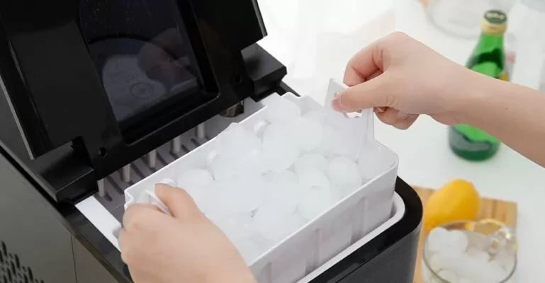 nguyên nhân máy làm đá tự động tắt