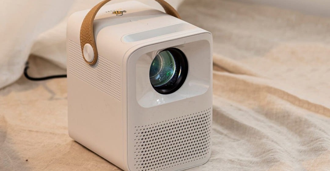 sửa máy chiếu Beecube