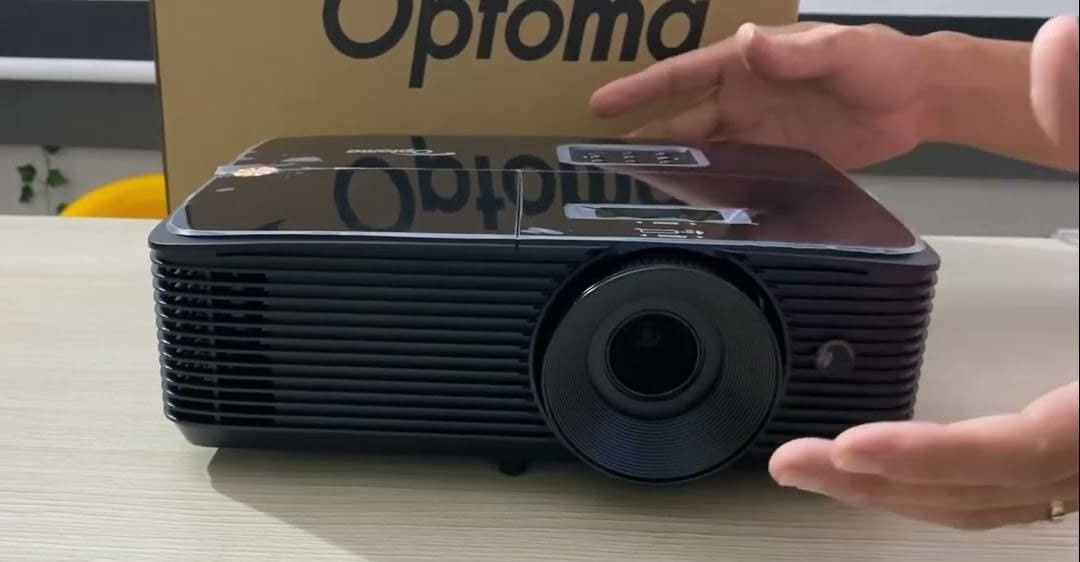 sửa máy chiếu Optoma