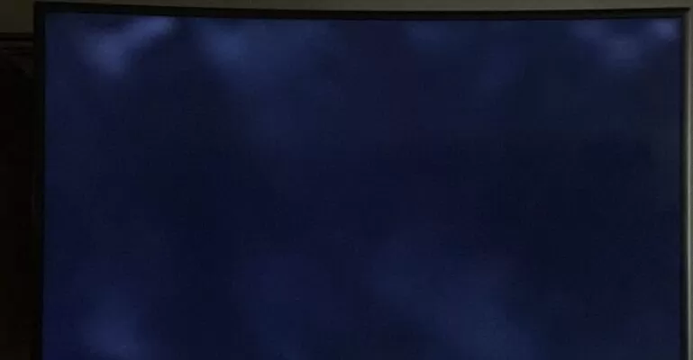 màn hình tivi samsung bị tối đen