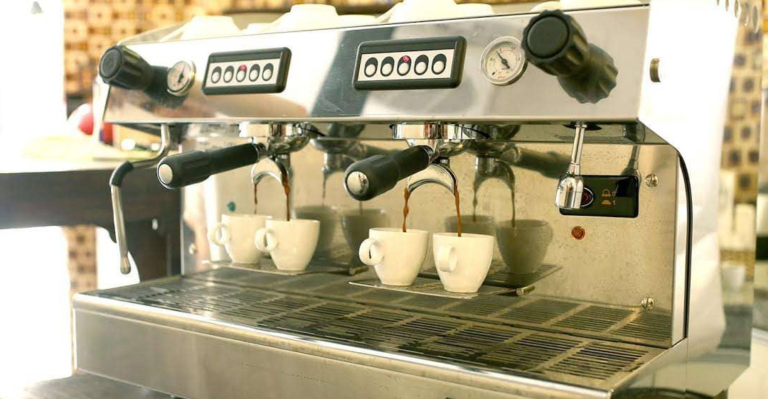 nguyên nhân máy pha cà phê bị xì hơi