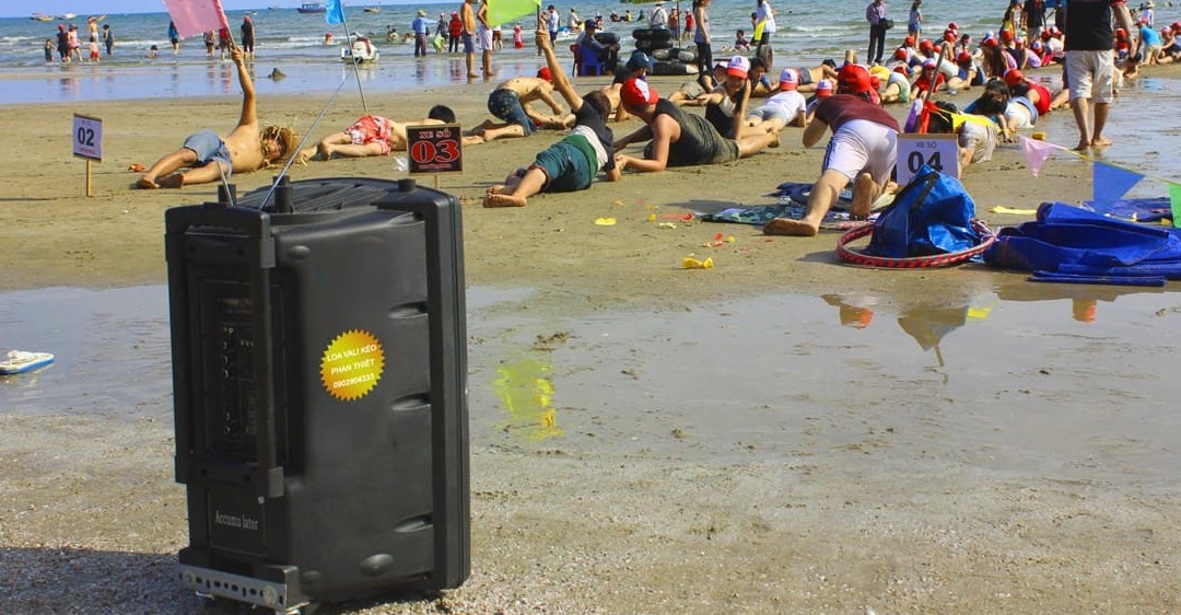 Loa kéo bị hú, rè và sôi