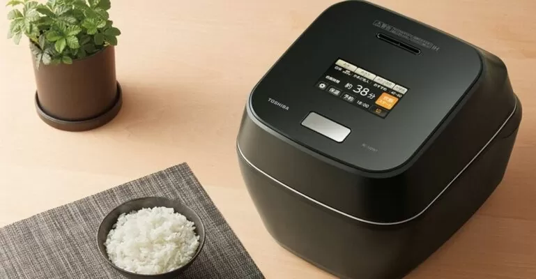 sửa nồi cơm điện nhật cắm nhầm điện 220v