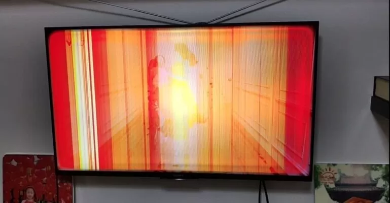 tivi sony bị sọc ngang màn hình