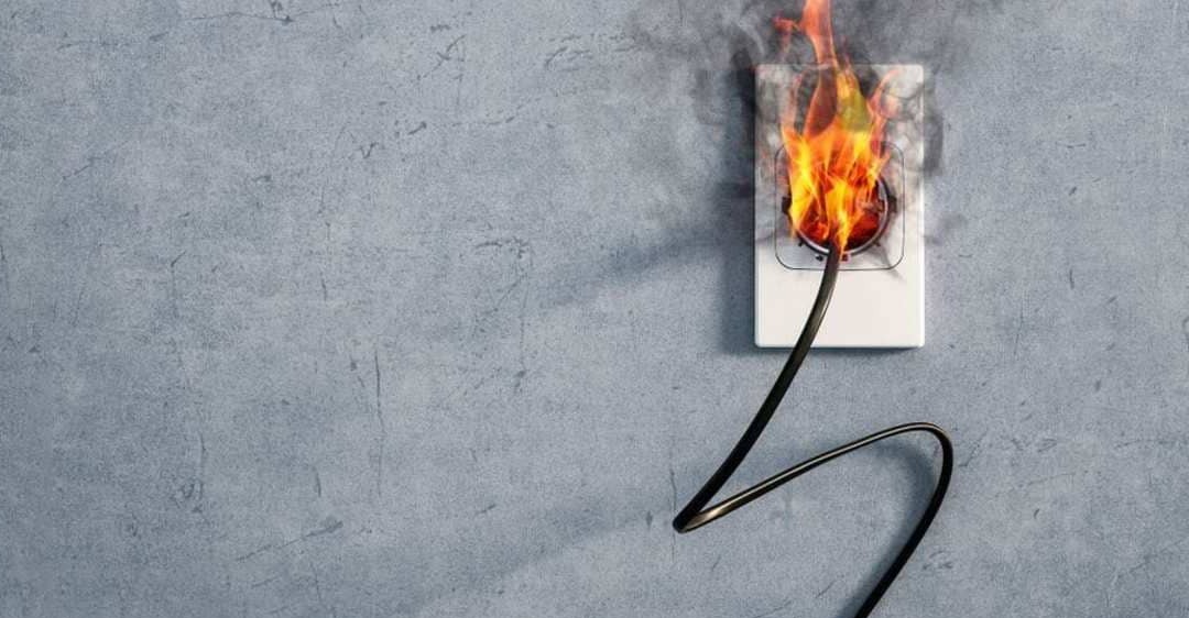 Hướng dẫn chữa cháy điện bằng gì