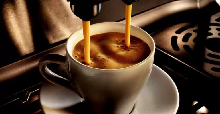 Mẹo pha cà phê bằng máy thơm ngon