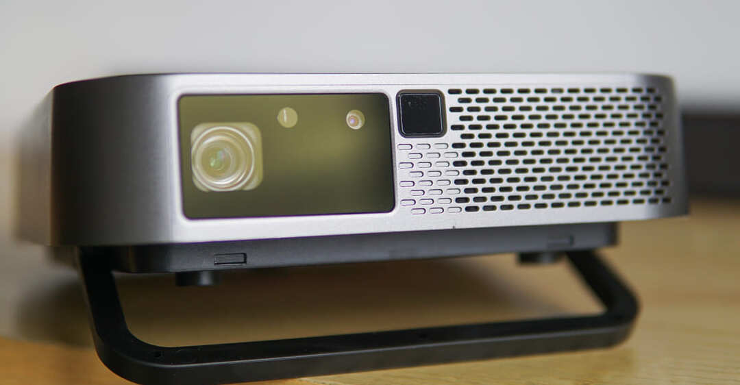 hướng dẫn chỉnh máy chiếu bị lệch hình