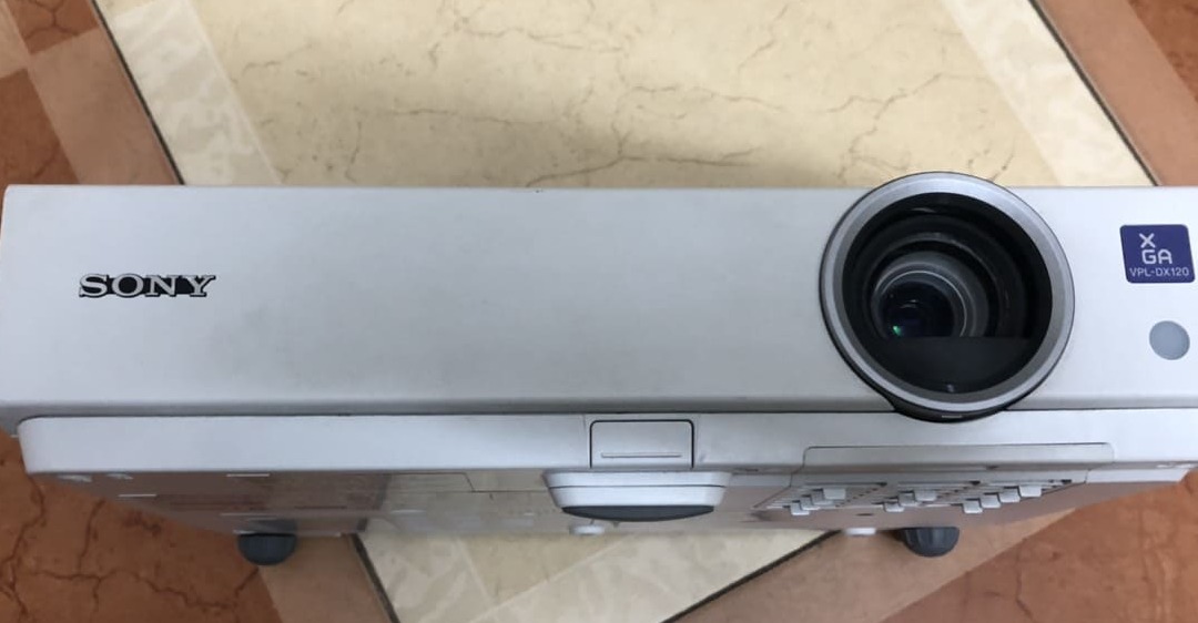 nguyên nhân máy chiếu sony không lên hình