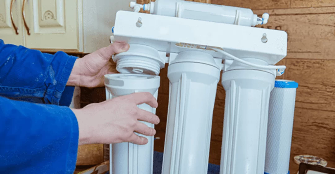 nguyên nhân máy lọc nước bị hôi