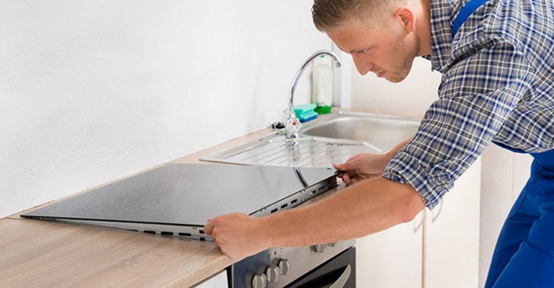 Cách để tự sửa quạt gió bếp từ không chạy tại nhà