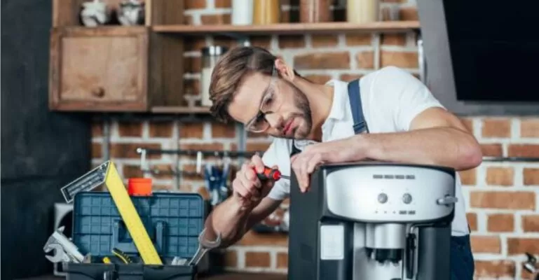 Thay linh kiện máy pha cà phê