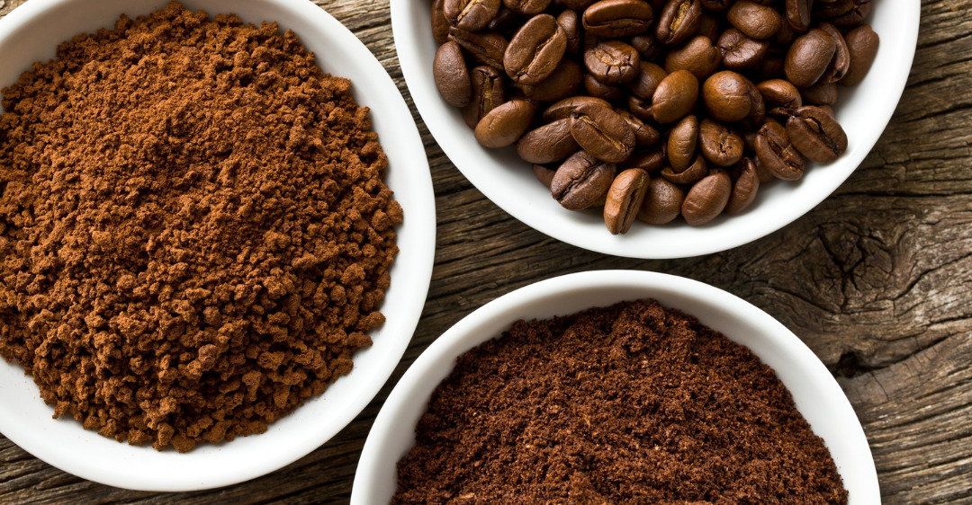 dùng hạt cà phê sai cỡ máy pha cà phê