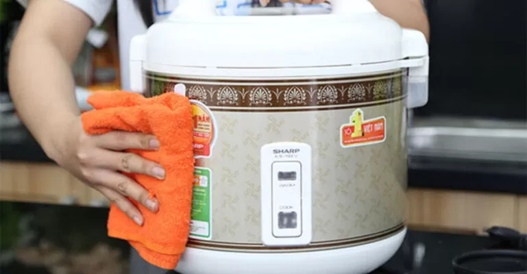 lưu ý khi sử dụng nồi cơm điện