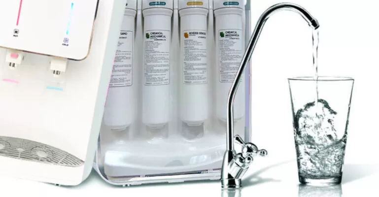 Máy lọc nước không làm nóng, lạnh được