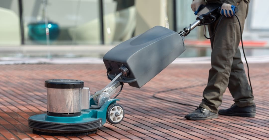 chuyên sửa máy chà sàn ngồi lái