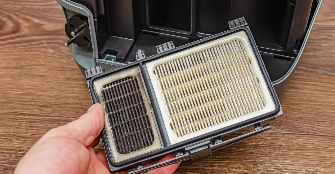 Lưu ý khi vệ sinh bộ lọc máy hút bụi