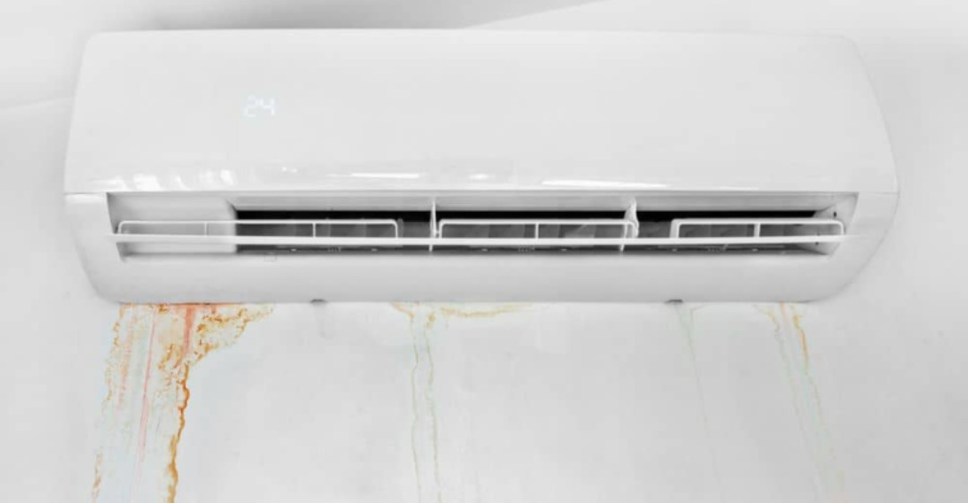 điều hòa sharp bị chảy nước