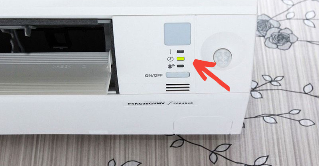 Cách khắc phục tình trạng tắt đèn vàng trên điều hòa Daikin