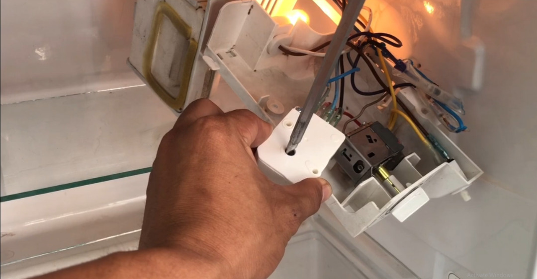 Kiểm tra hệ thống xả đá