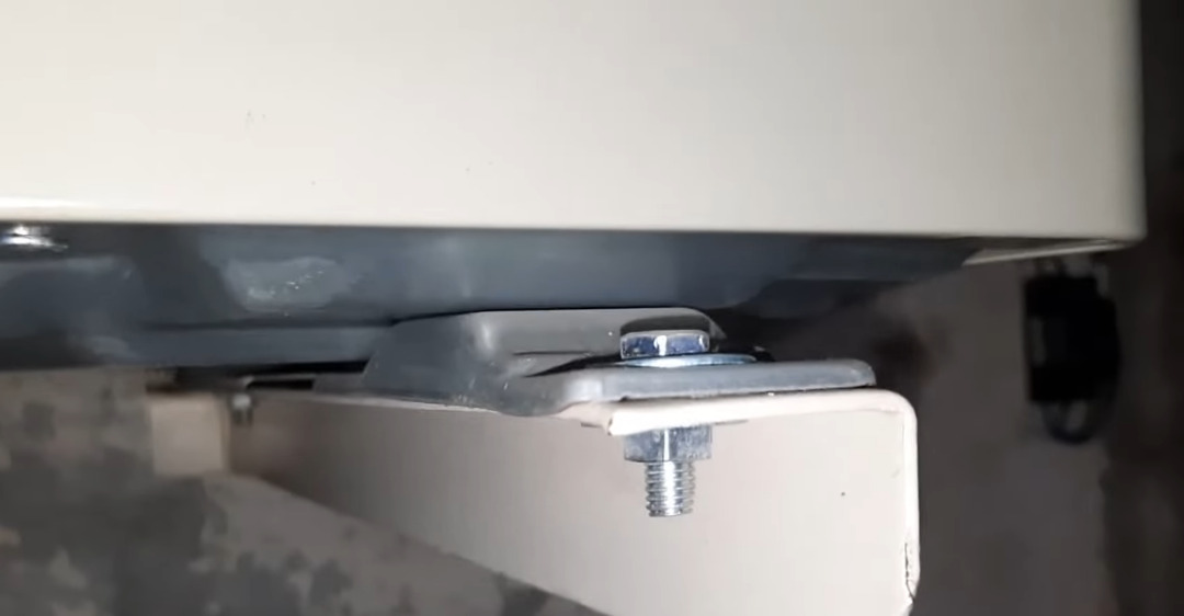 ốc vít bị lỏng