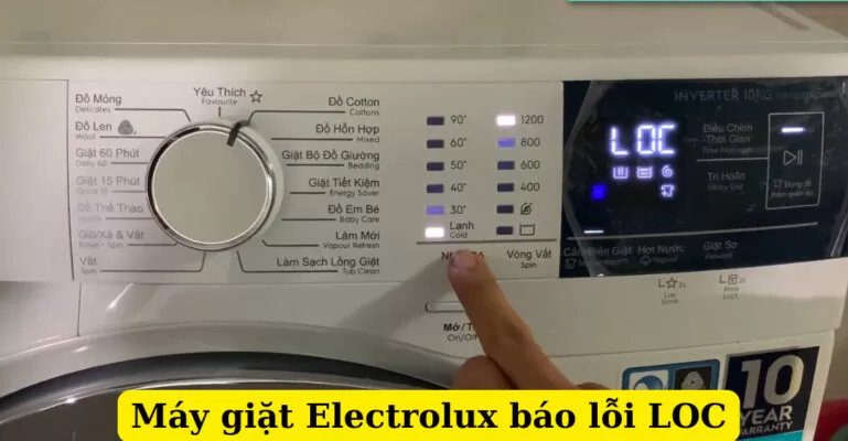 máy giặt electrolux báo lỗi loc